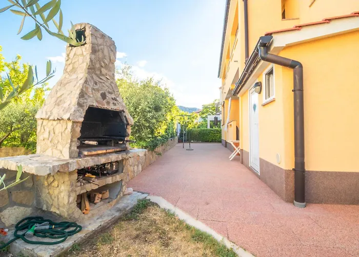 With Parking Spaces Baska, Krk - 19551 Apartman